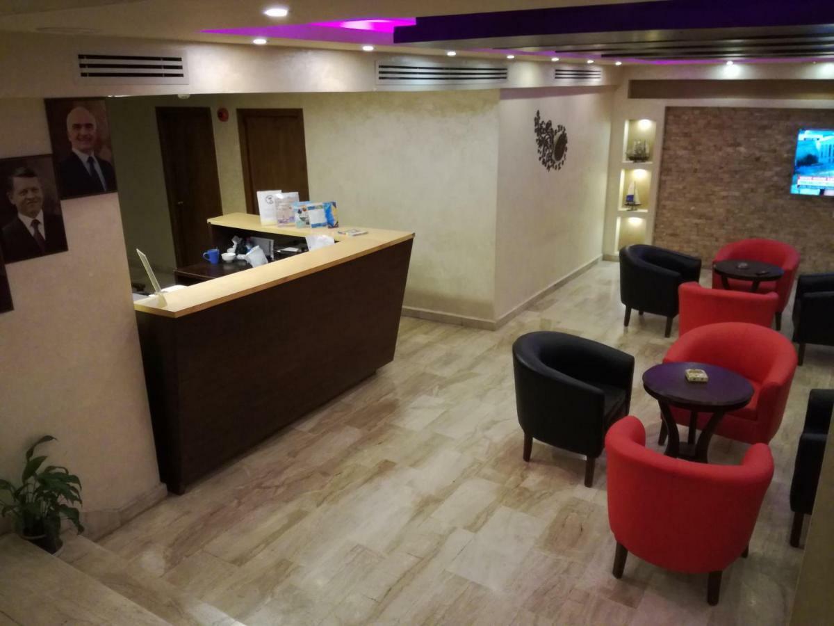 The Yacht Hotel Акаба Экстерьер фото